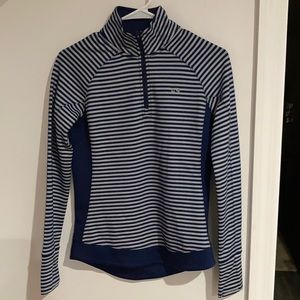 Vineyard Vines Performance Top